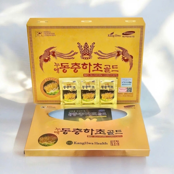Nước đông trùng hạ thảo hộp gỗ vàng 60 gói * 30 ml – KANGWHA